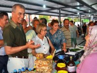 Mersin’de Kadın Üreticiler Pazarı Açıldı